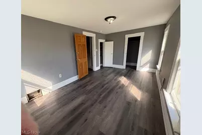 566 Sumner Street, Akron, OH 44311 - Photo 7