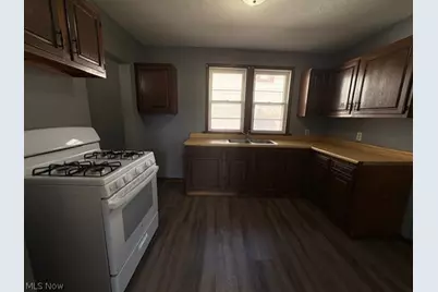 566 Sumner Street, Akron, OH 44311 - Photo 5