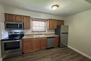 31624 N Marginal Dr, Willowick, OH 44095 - Photo 3