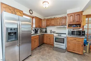 2774 W Royalton Rd, Grandview Heights, OH 44147 - Photo 9