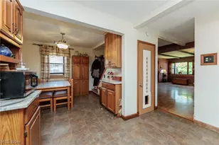 2774 W Royalton Rd, Grandview Heights, OH 44147 - Photo 11