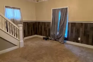 375 Lillian St, Akron, OH 44307 - Photo 3