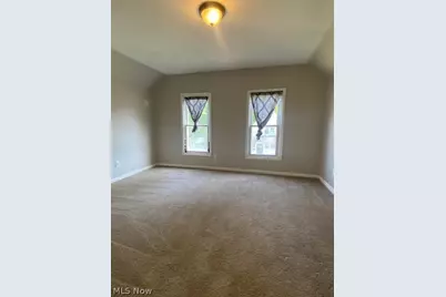 375 Lillian Street, Akron, OH 44307 - Photo 7