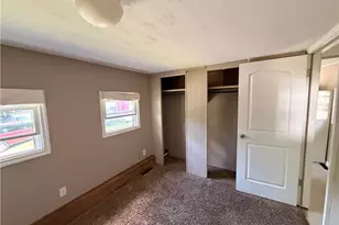 245 & 249 Henderson St, Barnesville, OH 43713 - Photo 9