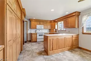 4775 Erie Ave SW, Navarre, OH 44662 - Photo 13