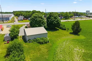 4775 Erie Ave SW, Navarre, OH 44662 - Photo 35