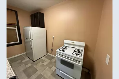 1076 Ackley Street #1, Akron, OH 44306 - Photo 9