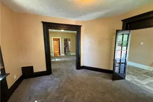 1076 Ackley St, Akron, OH 44306 - Photo 3