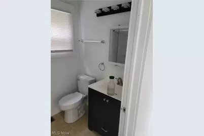 140 7th Street NW, Barberton, OH 44203 - Photo 7