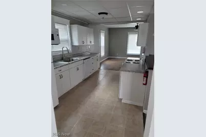 140 7th Street NW, Barberton, OH 44203 - Photo 25