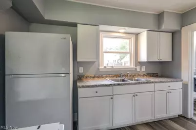265 Madison Avenue, Akron, OH 44320 - Photo 13