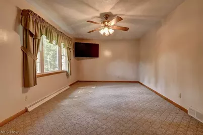6526 Winfield-Strasburg Road NW, Strasburg, OH 44680 - Photo 9