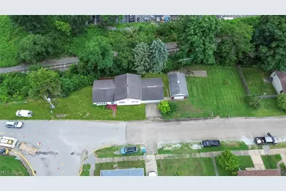 800 Labelle Street, Brilliant, OH 43910 - Photo 3