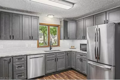 2303 18th Street, Cuyahoga Falls, OH 44223 - Photo 7