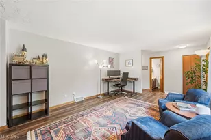 2303 18th St, Cuyahoga Falls, OH 44223 - Photo 5