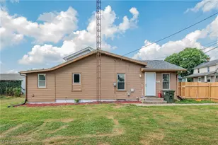 817 Halter Ct NW, Canton, OH 44708 - Photo 1
