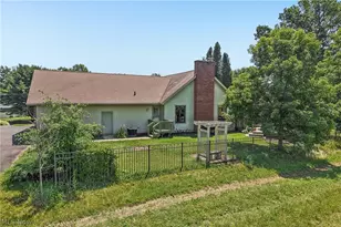 17654 Lois Way, Doylestown, OH 44230 - Photo 15