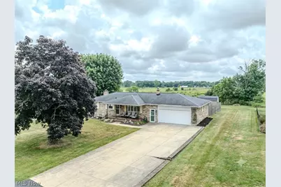 5244 Oakridge Drive, Louisville, OH 44641 - Photo 17