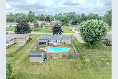 5244 Oakridge Drive, Louisville, OH 44641 - Photo 49