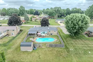 5244 Oakridge Dr, Louisville, OH 44641 - Photo 49