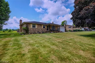 5244 Oakridge Drive, Louisville, OH 44641 - Photo 9