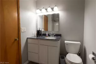 1349 Brookwood Dr, Mogadore, OH 44260 - Photo 15