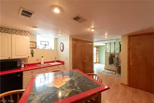 1349 Brookwood Dr, Mogadore, OH 44260 - Photo 33
