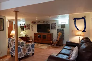 1349 Brookwood Dr, Mogadore, OH 44260 - Photo 31