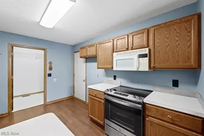 344 Greenbriar Drive, Ravenna, OH 44266 - Photo 9