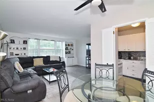 19201 Van Aken Blvd, Huber Heights, OH 44122 - Photo 7
