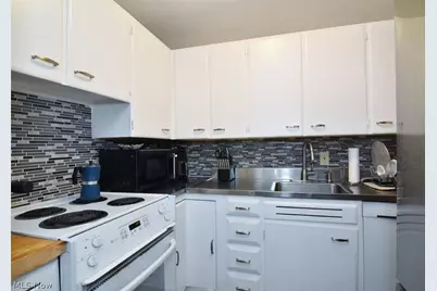 19201 Van Aken Boulevard #508, Huber Heights, OH 44122 - Photo 13