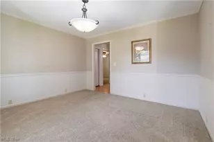 253 Harbel Dr, St Clairsville, OH 43950 - Photo 13