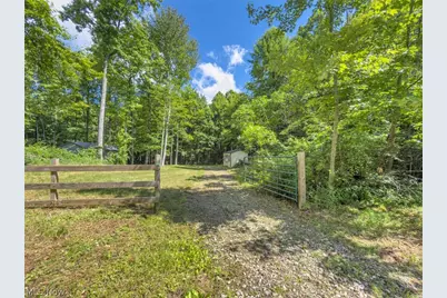 6985 Brush Run Road, Cambridge, OH 43725 - Photo 13