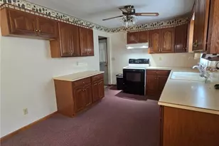 1921 Adams St, Coshocton, OH 43812 - Photo 9