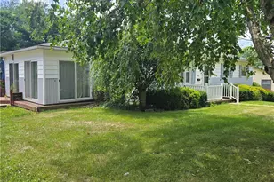 1921 Adams St, Coshocton, OH 43812 - Photo 3