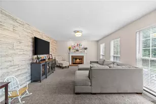 4712 Churchill Dr, Avon, OH 44011 - Photo 7