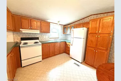 701 N Main Street #24, Wellington, OH 44090 - Photo 5