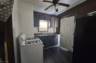 15301 Parkgrove Ave, Loveland, OH 44110 - Photo 5