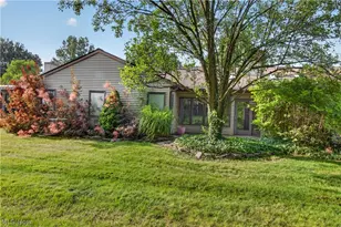5242 Parkhurst Dr, Sheffield Village, OH 44054 - Photo 37