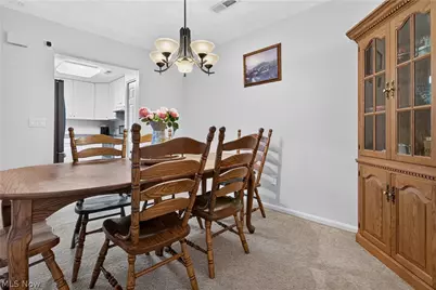 5242 Parkhurst Drive, Sheffield Village, OH 44054 - Photo 9