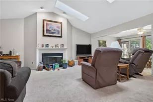 5242 Parkhurst Dr, Sheffield Village, OH 44054 - Photo 11