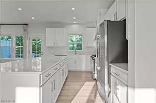 1377 Chateau Pl, Avon, OH 44011 - Photo 5
