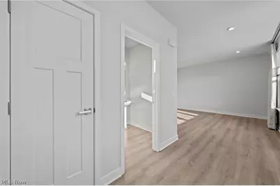 1377 Chateau Place, Avon, OH 44011 - Photo 19