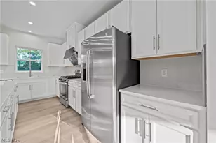 1377 Chateau Pl, Avon, OH 44011 - Photo 11