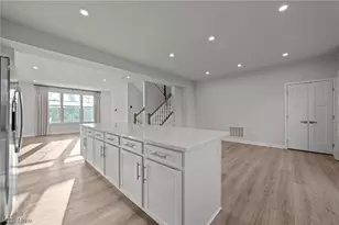 1377 Chateau Pl, Avon, OH 44011 - Photo 11