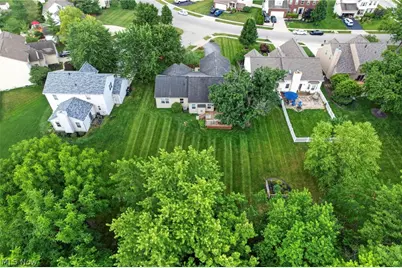 8353 Almond Park Drive, Blacklick, OH 43004 - Photo 45