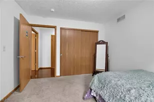 8353 Almond Park Dr, Blacklick, OH 43004 - Photo 37