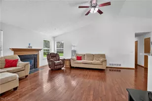 8353 Almond Park Dr, Blacklick, OH 43004 - Photo 9