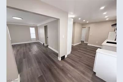 2821 E 127th Street, Loveland, OH 44120 - Photo 3
