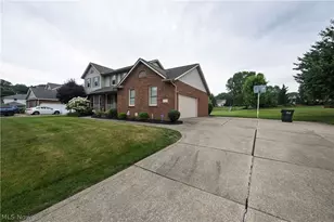 3176 Carie Hill Cir NW, Massillon, OH 44646 - Photo 31